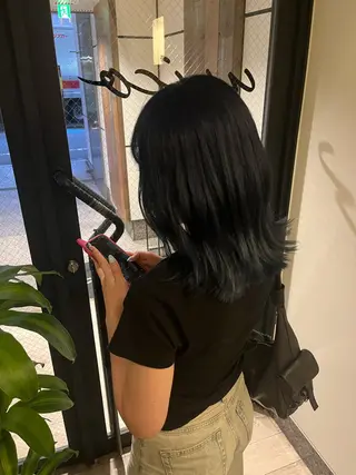 ミディアム 山本 彩香のヘアスタイル