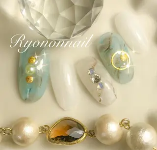 ネイル Ryononnail(リョノンネイル)所属・Ryononnail 上谷典子のネイルデザイン