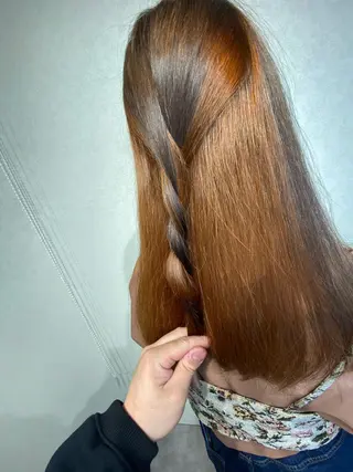 ロング カラー ムトウセイマ/艶髪 /艶ケアWブリーチのヘアスタイル