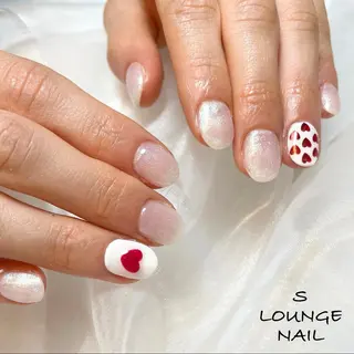 ネイル S LOUNGE NAIL所属・パーツたくさん🍓 SUMIのネイルデザイン