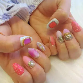 ネイル ジェヌインネイル 河内のネイルデザイン