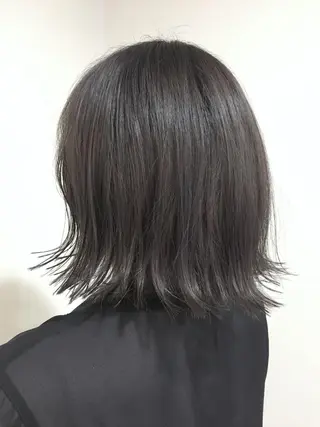 カラー 工藤 綾華のヘアスタイル