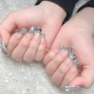 ネイル Nail&eye Belire 新宿のネイルデザイン