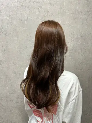 ロング 手塚 菜々美のヘアスタイル