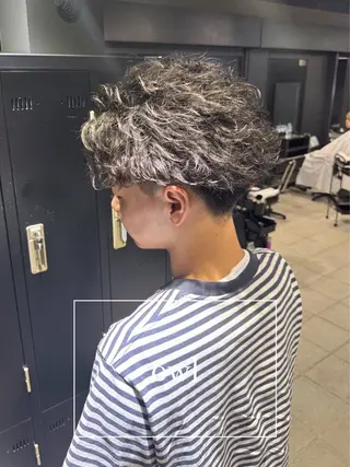 ショート パーマ ヘアアレンジ メンズ メンズ専門 美容師✨ アメ村 堀江颯瑛のヘアスタイル