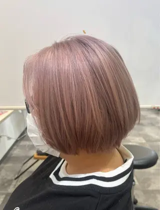 ショート カラー 鼎一真ハイトーン/ パーマ/何でも屋さんのヘアスタイル