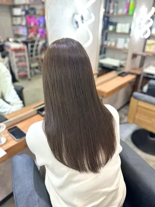 ロング MOURI CHISATOのヘアスタイル