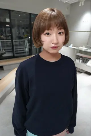 ショート MINX 髙田凜々子 ボブ/ハイトーンのヘアスタイル