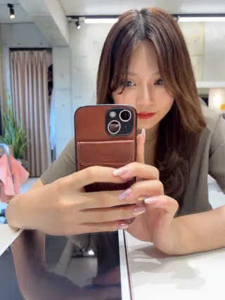 ロング let’s所属・透明感／髪質改善 ／ りかのヘアスタイル