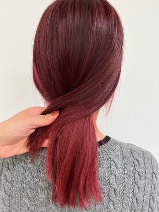 セミロング ホラオク カナエのヘアスタイル