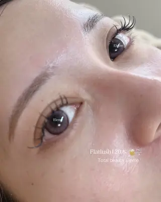 マツエク・マツパ Nail&eyelash Eleme所属・KO TOのマツエク・マツパデザイン