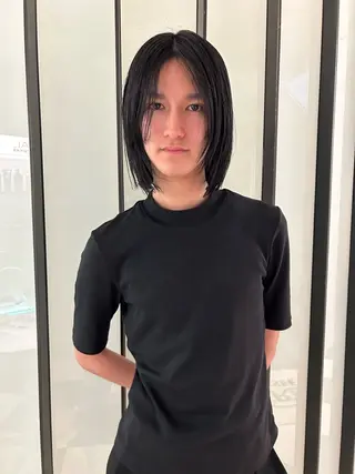 ショート 高山 沙来/レイヤー カット/縮毛矯正のヘアスタイル