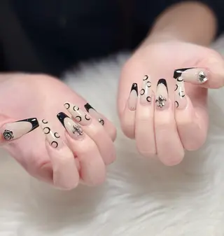 ネイル Nichi Nailsのネイルデザイン