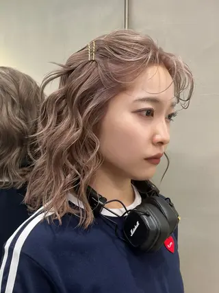 カラー 艶ブリーチ/表参道 ハイトーン /実乃梨のヘアスタイル