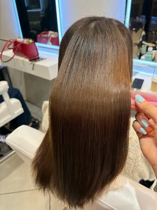 ミディアム Tia.所属・縮毛矯正／髪質改善 _MiMiのヘアスタイル