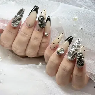 ロング mY... SAYAKAのネイルデザイン