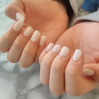 ネイル ジェヌインネイル 河内のネイルデザイン