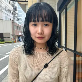 ミディアム パーマ Lilu しずくのヘアスタイル