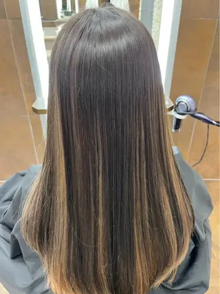 カラー 🍒おかむら なみ🍒のヘアスタイル