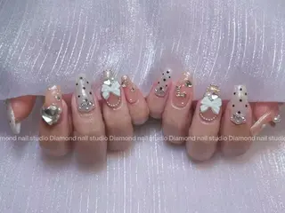 ネイル DIAMOND Nail☁️のネイルデザイン