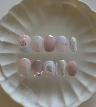 ネイル Baku Nailsのネイルデザイン