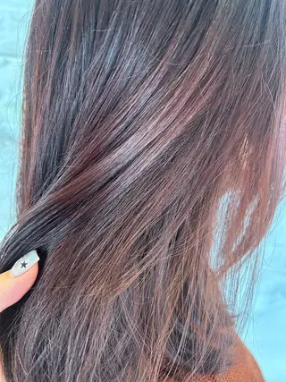 セミロング カラー O.designs所属・結花 (ユウカ)のヘアスタイル