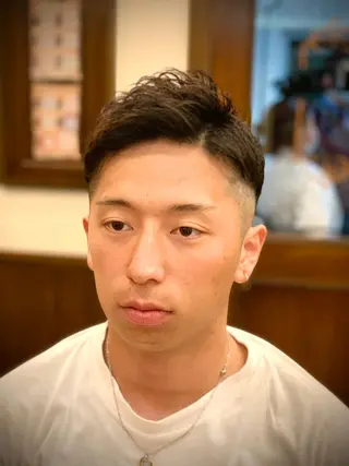 ショート HIRO銀座　バーバーショップ大宮所属・ヒロ銀座 林のヘアスタイル
