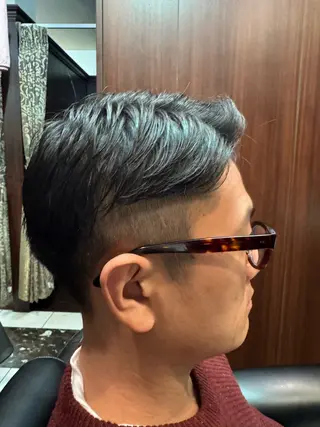 ショート ヒロ銀座ヘアーサロン五反田店所属・清水 温哉のヘアスタイル