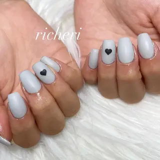 ミディアム ネイル richeri beautyのネイルデザイン