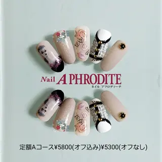 ネイル Nail  Aphroditeのネイルデザイン