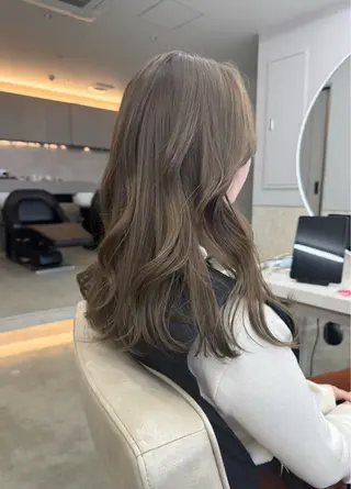 セミロング ボブ美容師💛 AYUMIのヘアスタイル