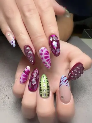 ネイル 上原 悠紀のネイルデザイン