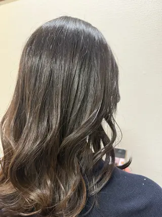 セミロング 艶カラー🕊️ ✴︎Yukari✴︎のヘアスタイル