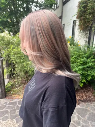 カラー Riona ハイトーン/カラー♡のヘアスタイル