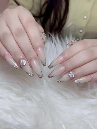 ネイル Lenie Nail Salonのネイルデザイン