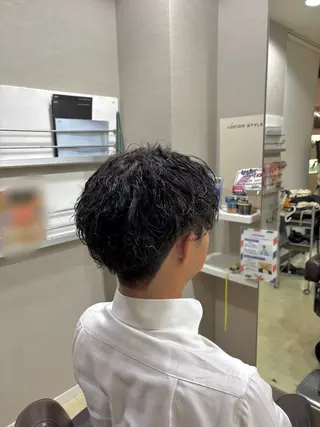 パーマ 天野 妃菜のヘアスタイル