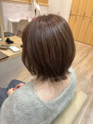 ショート カラー ヘアアレンジ レイヤー/顔まわり 透明感カラー柳澤優名のヘアスタイル