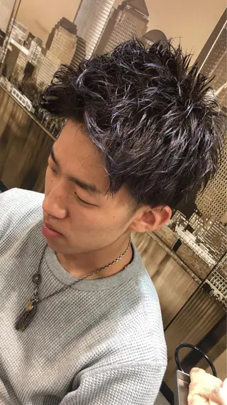 ショート カラー メンズ メンズヘア特化 崎田 成人のヘアスタイル