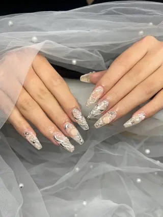 ネイル Mio_ Noiranailのネイルデザイン