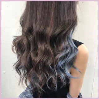 ロング カラー ヘアアレンジ 八巻 晴香のヘアスタイル