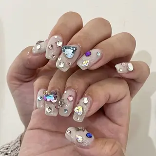 ネイル 内田 里穂のネイルデザイン