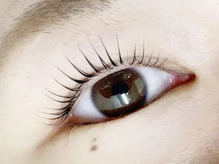 マツエク・マツパ amabilis所属・アマビリス amabilisのマツエク・マツパデザイン