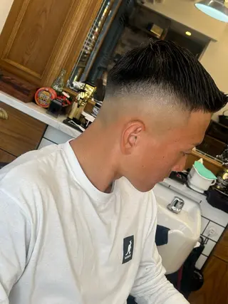 ショート メンズパーマ メンズカットYUKIのヘアスタイル