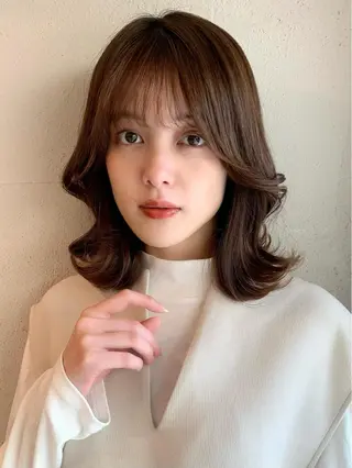 ミディアム カラー 透明感/オリーブ/ グレージュ/YUKAのヘアスタイル