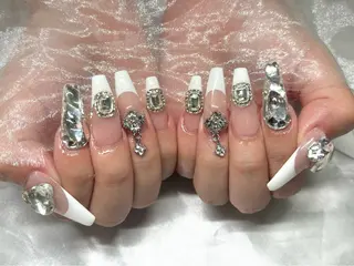 ネイル Roi〈ロワ〉 Akariのネイルデザイン