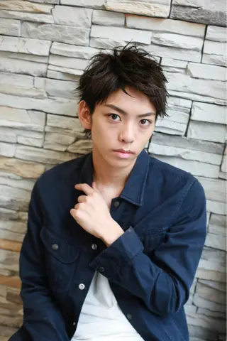 パーマ メンズ 渡辺 裕輔のヘアスタイル