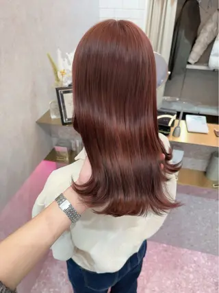 ミディアム カラー ヘアアレンジ yuuto🌈 冬の透け感カラーのヘアスタイル