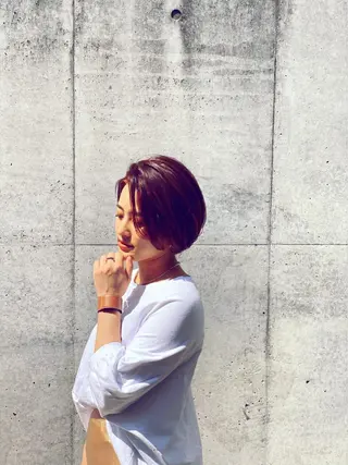 ショート カラー 能登谷 きよのヘアスタイル