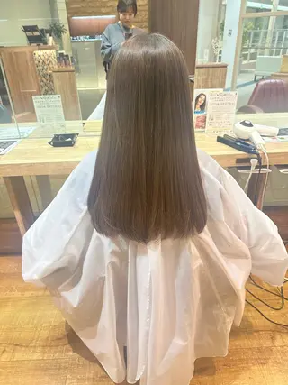 ロング lovehairスマーク伊勢崎店所属・岩崎 桃子のヘアスタイル