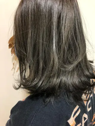 セミロング 松佐 ゆかりのヘアスタイル